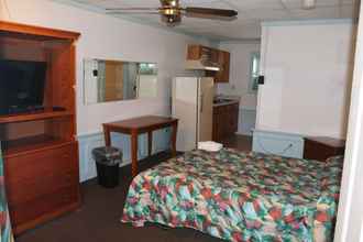 Bedroom 4 Royal Crest Inn Hampton Beach