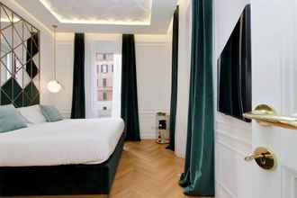 Bedroom 4 Domna Luxury Suites