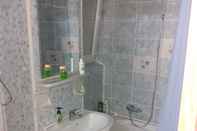 In-room Bathroom 2-bedroom Apartment in Bucharest Near Town Center