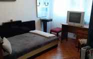 Bilik Tidur 5 2-bedroom Apartment in Bucharest Near Town Center