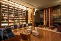 Bar, Cafe and Lounge Ramada Plaza by Wyndham Dongguan Songshan Lake