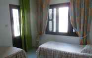 Kamar Tidur 4 House With Garden Wala