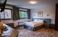 Others 6 Himley Country Hotel