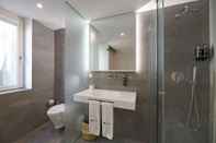 In-room Bathroom Memoria Porto FLH Hotels