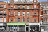 Exterior Contemporary Flat in the Centre of Fitzrovia