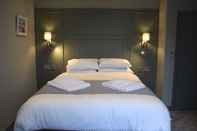 Kamar Tidur Crown Inn