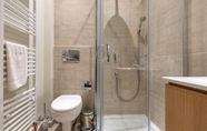 In-room Bathroom 7 Country Home - Kalamata Mediterranean Villas