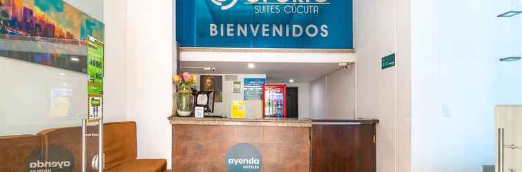 Lobby Ayenda Oporto Suites