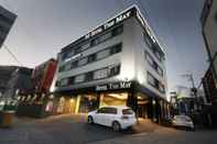 Luar Bangunan Hotel The May