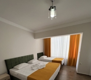 Kamar Tidur 2 Queen Apart Otel Alanya