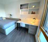 Bedroom 3 En Suite Rooms STUDENTS ONLY - NEWINGTON