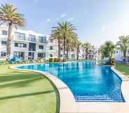 Kolam Renang 2 Aparthotel Vacances Menorca Blanc Cottage