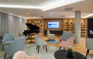 Sảnh chờ 3 Brit Hotel Paris Orly