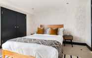 Bedroom 7 The Wapping Wharf - Modern & Bright 2bdr Flat on the Thames With Parking