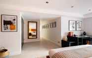 Kamar Tidur 4 The Wapping Wharf - Modern & Bright 2bdr Flat on the Thames With Parking