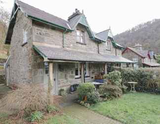 Bangunan 2 Lovely 2-bed Cottage in Blaenau Ffestiniog