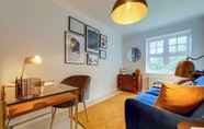 Ruang untuk Umum 3 The Brockwell Park Escape - Bright 2bdr Flat With Parking