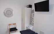 Bedroom 3 Inviting 3-bed Apartment in Southend-on-sea