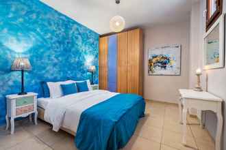 Bedroom 4 Modern 2-bed House in the City Centre Fira