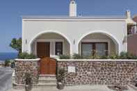 Exterior Modern 2-bed House in the City Centre Fira