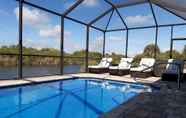 Swimming Pool 2 Stunning Brand NEW 3 bed Home Fabulous Pool Overlooking River