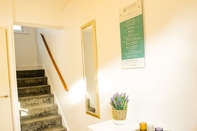 Sảnh chờ The Gathering Chester 4 Sleeps 14 Very Close to City Centre Racecourse Within Walls