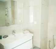 In-room Bathroom 7 Bright apt w Breakfast 5mn From Carthage Sidibou