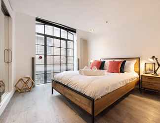 Bedroom 2 Stylish 2 Bedroom Warehouse Loft - Central Soho