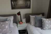 Bilik Tidur Icon Mews Southend Apartments