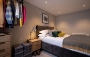 Bedroom 2 Contemporary 1BR Home Parking - Quiet - Ambleside