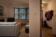 Lobby 2BR - 1 5BA - Town Centre - Parking - Ambleside