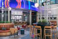 Bar, Kafe, dan Lounge STAGES HOTEL Prague, a Tribute Portfolio Hotel