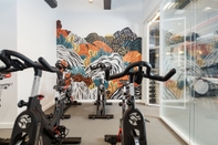 Fitness Center Placemakr Wall Street