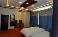 Kamar Tidur 4 Green Hilton Hotel Shangla