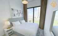 Kamar Tidur 3 Una Modern Studio Town Square