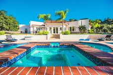 Swimming Pool Via Santa Rosa - Grapevine