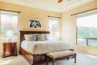 Bedroom Cascade - Desert Grove