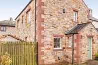 Exterior Stunning Lake District Cottage