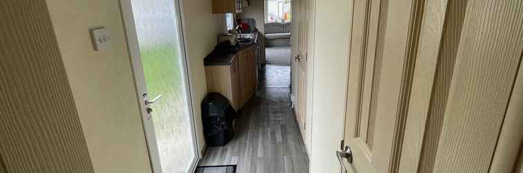 Lobby 3-bed Caravan in Walton on the Naze