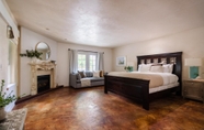 Bedroom 2 Estrella Secluded 7 Acre Vineyard Estate w Pool Hot Tub