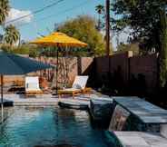 Swimming Pool 4 Cheery Lynn - Daisy in Phoenix