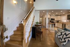 Lobby Coopers Collection 50 - Woodside Getaway