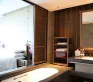 In-room Bathroom 3 Beijing Marriott Hotel Yanqing
