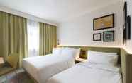Bedroom 4 Hampton by Hilton Krakow Airport