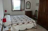 Bedroom Casa Pastano, Stunning Farmhouse in Italian Hills