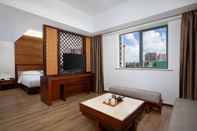 Common Space Ramada Encore by Wyndham Qionghai Downtown