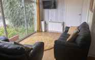 Ruang untuk Umum 3 2 Bedroom Cabin Sleeps 5 Snowdonia North Wales