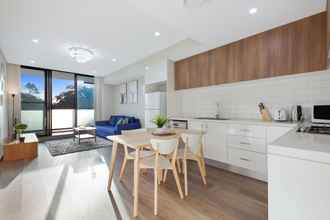 Bilik Tidur 4 Wentworthville 2 Bedrooms 2 Bathrooms with Free Parking by KozyGuru