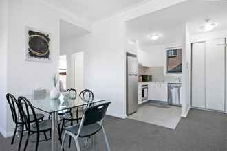 Bedroom 4 Wentworthville 2 Bedrooms Apartment with Free Parking by KozyGuru