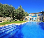 Swimming Pool 3 Villa Lemon in Vir With 5 Bedrooms and 5 Bathrooms